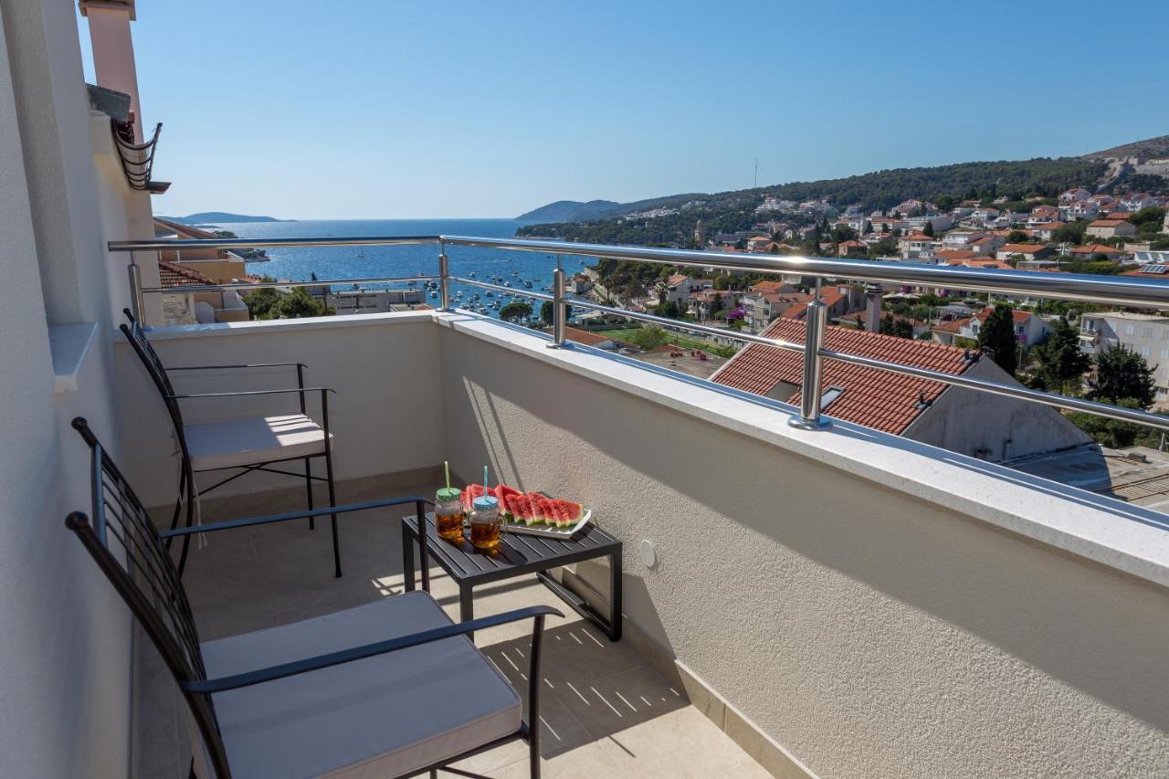 Golden View Penthouse Apartment Hvar Town Exterior photo