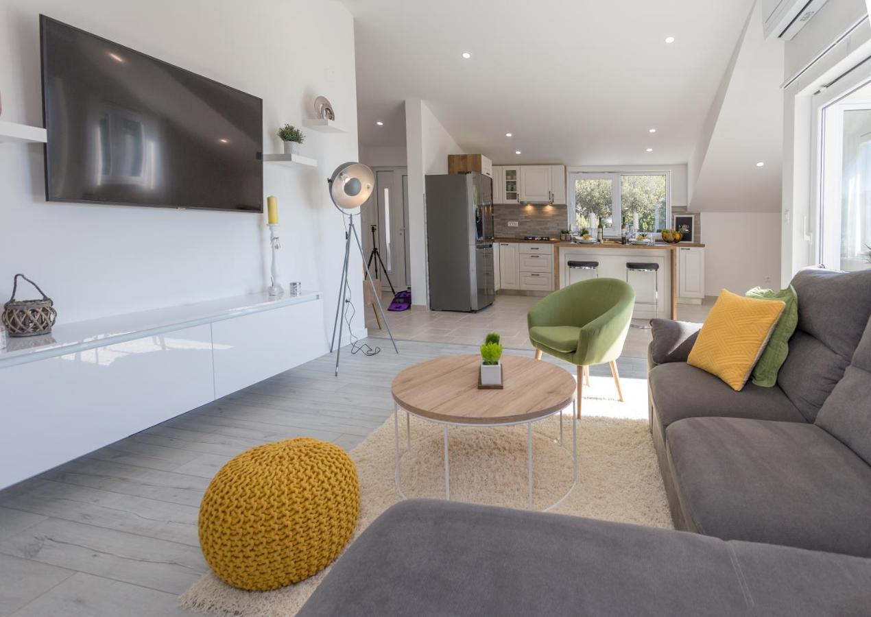 Golden View Penthouse Apartment Hvar Town Exterior photo